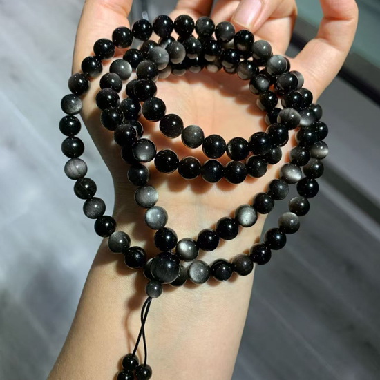 绕三圈的温柔，银曜石藏着深夜的碎月光
